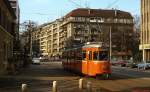 Straßenbahn Geneve/Genf: Der Be 4/6 798, der hier im Mai 1980 auf der Linie 12 unterwegs ist, wurde 1958 von der Düwag als Triebwagen 34 für Straßenbahn Mönchengladbach gebaut und 1968 nach Aachen (dort Tw 1104) verkauft. Von 1974 bis 1987 war er in Geneve/Genf in Betrieb und wurde dann an die Straßenbahn Lille abgegeben, die ihn noch bis 1994 als Tw 303 einsetzte.  