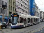 TPG - Tram Be 6/10  1817 unterwegs in der Stadt Genf am 11.01.2014