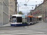 tpg - Tram Be 6/8 881 unterwegs auf der Linie 14 in der Stadt Genf am 09.04.2016