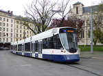 tpg - Tram Be 6/10 1814 unterwegs auf der Linie 14 in der Stadt Genf am 09.04.2016