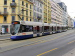 tpg - Tram Be 6/10 1817 unterwegs auf der Linie 14 in der Stadt Genf am 04.06.2016