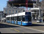 VBZ - Tram Be 6/8 4003 unterwegs auf der Linie 4 in Zürich am 21.02.2021
