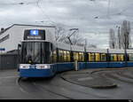 VBZ - Tram Be 6/8 4030 unterwegs auf der Linie 4 am 15.01.2023