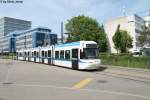 VBG (VBZ) Nr. 3072 (Be 5/6 ''Cobra'') am 12.5.2015 beim Bhf. Glattbrugg auf der Linie 12 nach Stettbach.