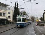 Linie 3 Wagennummer 2041 „Hottingen“ beim Römerhof.