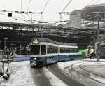 Linie 14 Wagennummer 2006 „Fluntern“ solo zwischen Hauptbahnhof und Löwenplatz.