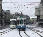 Linie 11 Wagennummer 2002 „Seebach“ beim Bahnhofquai.