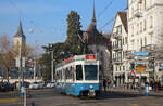 Be 4/6 2020 zwischen Helmhaus und Bellevue am 28.12.2015.