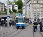 Linie 3 Wagennummer 2044  Wollishofen  beim Central.