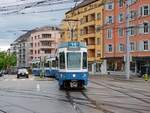 Linie 14 Wagennummer 2043  Rennweg  beim Schaffhauserplatz.