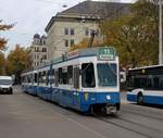 Linie 11 Wagennummer 2044  Wollishofen  beim Bürkliplatz.