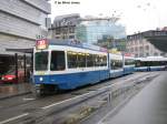 Snfte 2112 am 7.12.07 beim Lwenplatz, dahinter steht bereits der Swisstrolley 156 auf der Linie 31.