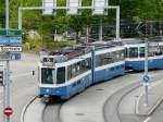 VBZ - Tram Be 4/6 2056 zusammen mit einem Be 2/4 unterwegs auf der Linie 5 in der Stadt Zrich am 06.05.2009