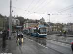 Cobra 3013 am 1.12.09 auf der Bahnhofbrcke, kurz vor dem Hauptbahnhof.