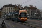 Be 5/6 3033 mit Werbung fr das Tram Zri West fhrt am 11.12.11 vom Sihlquai Richtung Hauptbahnhof.