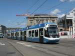 Be 5/6 Cobra mit der Betriebsnummer 3009 auf der Linie 17 am Hauptbahnhof Zrich.