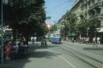 Zrich VBZ Tram 10 (Be 4/4 1393) Bahnhofstrasse / Usteristrasse im Juli 1983.