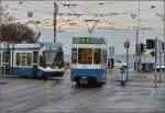 Direkt am Ufer des Zürichsees treffen sich Tram 2000 Be 4/6 2037 und Cobra Be 5/6 3045.