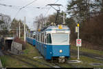 Aufgrund einer chaotisch verlaufenen und deshalb um mehrere Jahre verzögerten Trambeschaffung herrscht bei den VBZ derzeit akuter Fahrzeugmangel. Im Februar bzw. September wurden deshalb die beiden museal erhaltenen Be 4/6  Mirage  1674 und 1675 für den Liniendienst reaktiviert. Während sie zuerst einzeln auf den Linien 8 und 17 eingesetzt wurden, verkehren sie jetzt seit dem 25. November in Doppeltraktion von Montag bis Freitag jeweils Abends auf der Linie 13.<br>
Am 30. Dezember 2019 erreichen die Mirages vom Depot Oerlikon her kommend Milchbuck.