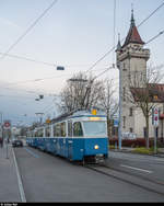 Aufgrund einer chaotisch verlaufenen und deshalb um mehrere Jahre verzögerten Trambeschaffung herrscht bei den VBZ derzeit akuter Fahrzeugmangel. Im Februar bzw. September wurden deshalb die beiden museal erhaltenen Be 4/6  Mirage  1674 und 1675 für den Liniendienst reaktiviert. Während sie zuerst einzeln auf den Linien 8 und 17 eingesetzt wurden, verkehren sie jetzt seit dem 25. November in Doppeltraktion von Montag bis Freitag jeweils Abends auf der Linie 13.<br>
Am 30. Dezember 2019 beim Erreichen der Endstation im Albisgütli. Eine VBG-Cobra im Hintergrund wurde mit Photoshop entfernt.