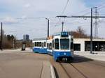 Linie 12 Wagennummer 2101 an der Endhaltestelle Bahnhof Stettbach.