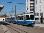 Linie 7 Wagennummer 2021  Albisrieden  beim Bahnhof Stettbach. Datum: 16. 10. 2021