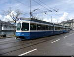 VBZ / Be 4/6 2062 + Be 2.4 unterwegs  auf der Linie 4 in der Stadt Zürich am 29.04.2023