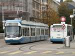 die immense Vielfalt der Strassenbahntypen in Zrich ist beeindruckend, Linie 11 am 25.9.2007