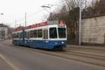 Be 4/6 2013 fhrt von Bahnhof Stadelhofen Richtung Kreuzplatz, am 9.2.09.