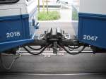 VBZ 2018 und 2047 Kupplung der beiden Tram 2000 an der Haltestelle Wllishofen.