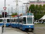VBZ - Tram Be 4/6 2028 zusammen mit einem Be 4/6 unterwegs auf der Linie 11 in der Stadt Zrich am 06.05.2009