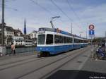 VBZ Nr. 2061+2401 (Be 4/6 ''Tram 2000'' + Be 2/4 ''Pony'') am 19.7.2011 bei der Rudolf-Brun-Brcke