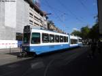 VBZ Nr. 2099 (Be 4/6 ''Snfte'') am 16.8.2011 beim Bellevue. Normalerweise fahren auf dem 3er keine Snften, es sei denn, das Dispotram muss ausrcken, was hier wohl der Fall war.