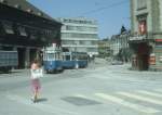 Zrich VBZ Tram 10 (Be 4/4 1395) Seestrasse / Tessinerplatz / Bahnhof Zrich-Enge im Juli 1983.