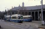 Zürich VBZ Tram 5 (SWP/SIG/BBC-Be 4/6 2097) / Tram 7 (SWS/BBC/SAAS-Be 4/6 1661) Bahnhof Enge im Februar 1994.