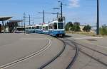 Zürich VBZ Tram 7 (SWP/SIG/ABB Be 4/8 2111) Bahnhof Stettbach am 11. Juli 2015.