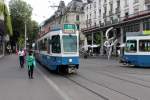 Zürich VBZ Tram 11 (SWS/BBC Be 4/6 2008) Bahnhofstrasse / Paradeplatz am 13. Juli 2015. 