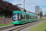 Be 6/8 Flexity 5016, auf der Linie 14, fährt am 13.04.2024 zur Haltestelle Kästeli.