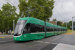 Be 6/8 Flexity 5025, auf der Linie 14, fährt am 07.07.2025 bei der Haltestelle St.