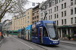 Be 4/6 Flexity 6011 mit der Konfitüre Werbung von Zuegg, verlässt am 01.12.2025 als Sonderfahrt die Haltestelle Theater. Aufnahme Basel.