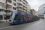 Be 6/8 Flexity 5009 mit der Werbung für einen Pferdeanlass in der St. Jakobshalle 2027, auf der Linie 6, fährt am 16.02.2026 zur Haltestelle Heuwaage. Aufnahme Basel.