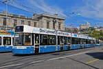 Be 6/8 Flexity 4044, auf der Linie 4, überquert am 22.08.2024 den Bahnhofplatz in Zürich Richtung Haltestelle Central. Aufnahme Zürich.
