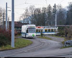 Die VBZ haben per 25. November auf den durch eine chaotische Trambeschaffung verursachten knappen Trambestand mit einer Netzanpassung reagiert. Die Linie 17 wurde eingestellt und die Linie 15 ausgedünnt. Stattdessen verkehrt die Linie 10 (Glattalbahn) neu bis Bahnhof Enge, in der HVZ sogar bis ins Albisgütli.<br>
VBG Cobra 3063 verlässt am 30. Dezember 2019 die Schlaufe Albisgütli.