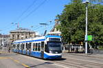 Schweiz, Zürich, VBZ  Tram 3044 auf Linie 7, Bahnhofplatz  18/8/2019