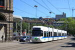 Schweiz, Zürich, VBZ  Tram 3073 auf Linie 10, Bahnhofplatz  18/8/2019