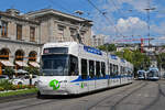 Be 5/6 Cobra 3080 der Glattalbahn, auf der Linie 10, f�hrt am 11.07.2025 zur Haltstelle beim Bahnhofplatz in Z�rich.