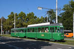 Am 10.08.2025 organisierte der Basel Tram Club eine Sonntag Morgen Plausch Fahrt. Mit dabei waren der Be 4/4 413 und der Ce 4/4 450  Dante Schuggi . Hier fährt der Be 4/4 413 zusammen mit dem B4 1408 in die Schlaufe beim Eglisee.