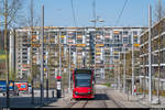 BERNMOBIL Combino VL 752 am 11. April 2020 an der Haltestelle Ramuzstrasse.
