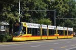 Be 6/10 Tango 169, auf der Linie 10, fährt zur Haltestelle Bahnhof SBB.