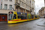 Be 6/10 Tango 189, auf der Linie 11, fährt zur Haltestelle Schifflände.